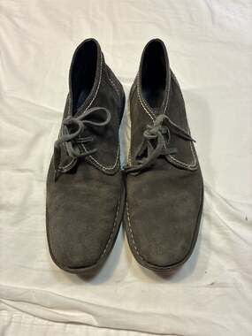 John Varvatos Gray Suede Leather Chukka Boots Size 10.5